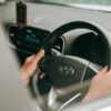 Capa de Volante Antiderrapante em Couro Sintético